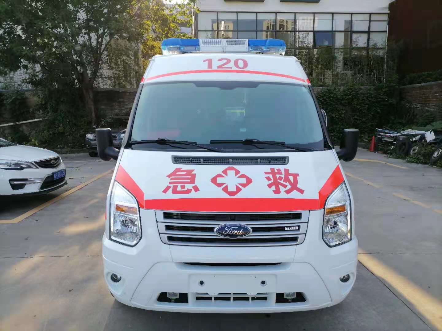 东海县妇婴监护型护送